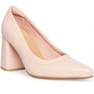 Anne Klein Blush Patent Grazen pointed shoe pump . Size 8M(Brand New,Never Worn)